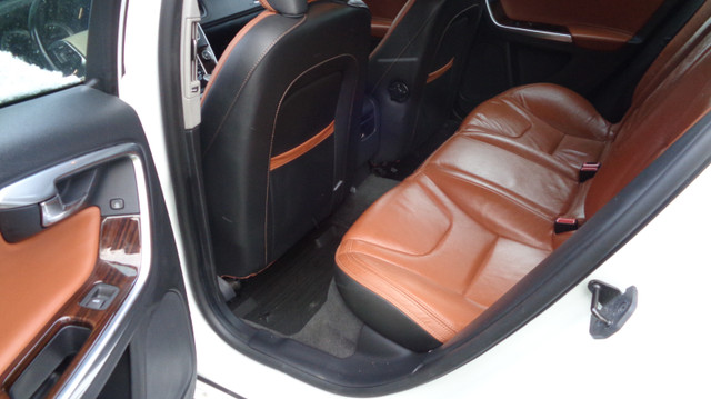 2013 Volvo s 60 in Cars & Trucks in London - Image 2