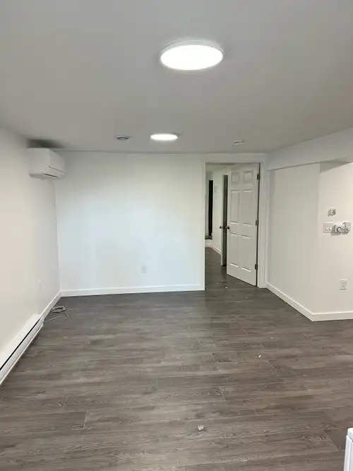 2 spacious bedrooms with heatpumps and 2 full bathrooms apartment for rent in spryfield area on Park...