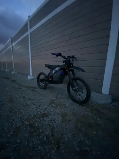 Bought brand new from ride the wind e-bikes have the receipt. No issues. It has a 72v 30ah battery,...