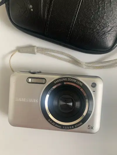 Samsung ES75 14.2MP Digital Camera , View more