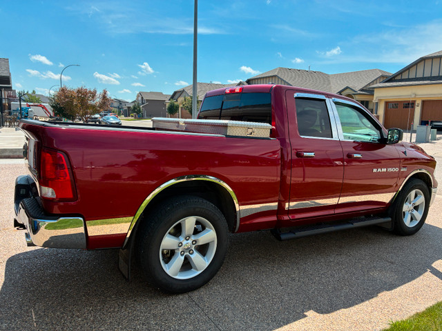 2012 Dodge Ram 1500 SLT 4wd ext.cab in Cars & Trucks in Lethbridge - Image 3