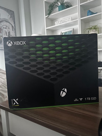 Xbox Series X 1TB (with accessories)