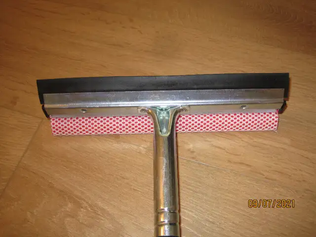 Squeegee 8-16 Feet64186404950531123