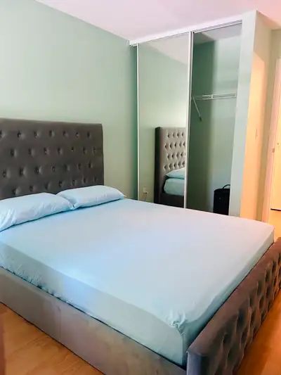 Private bedroom / bathroom for rent