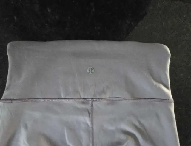 Lulu & Puma Workout Pants S-M Women / XL Girls in Women's - Bottoms in Gatineau - Image 10