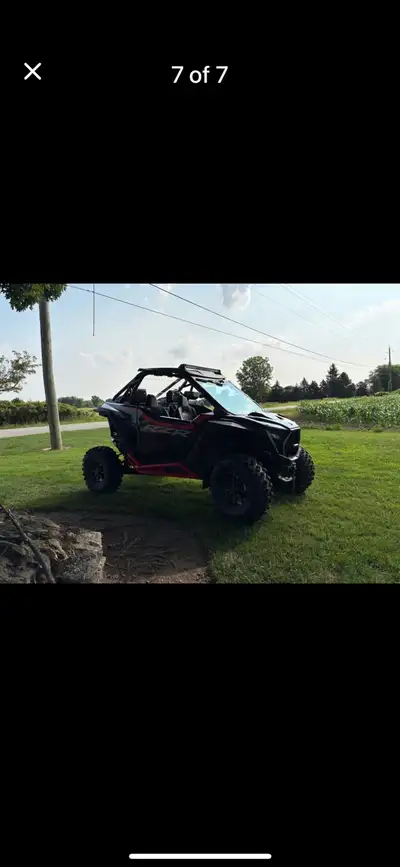 Polaris pro xp •181 hp turbo •Ultimate •Has dynamic suspension, Accessories added include : •Stage 4...