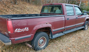 1998 GMC C/K 3500 SLE 4x4 4 doors / 6 seats / Crew Cab