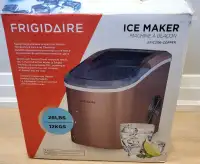 Frigidaire Portable Countertop Ice Maker