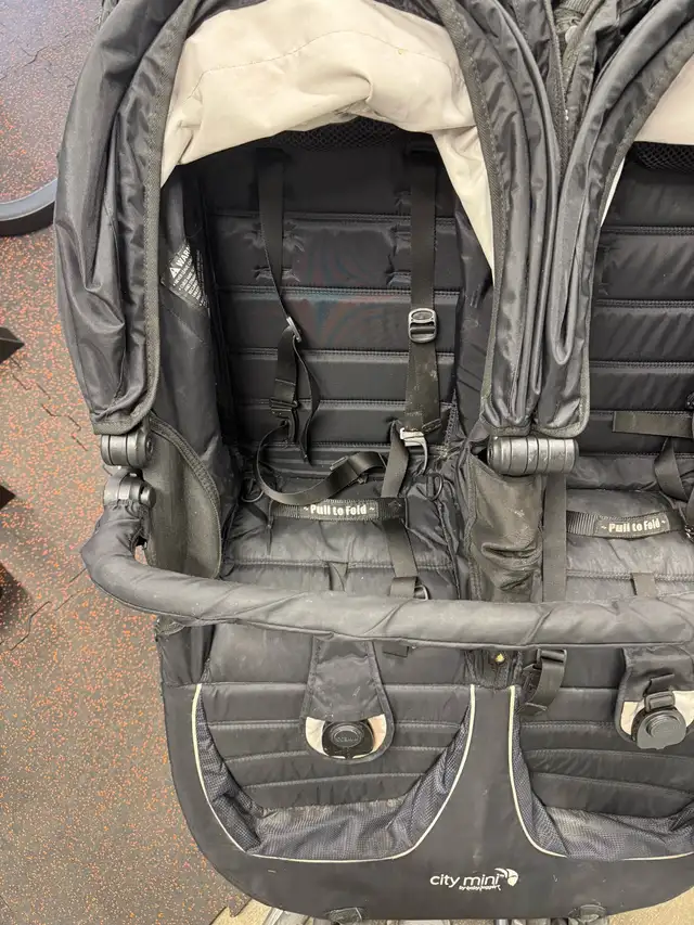 city select mini double stroller in Strollers, Carriers & Car Seats in London - Image 5