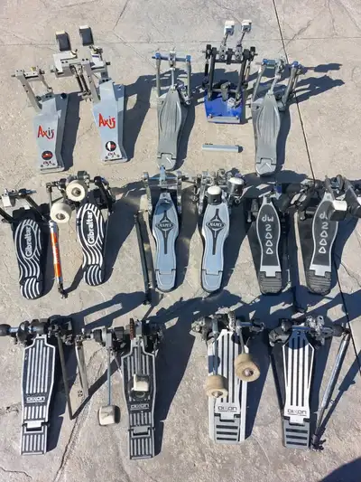 Double kick pedals. TAMA DW MAPEX GIBRALTAR drums, View more
