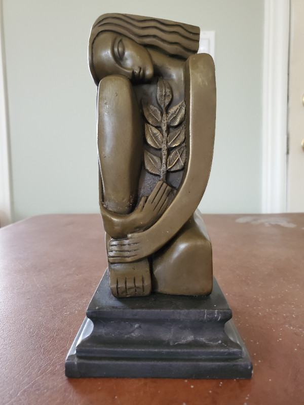 SALVADOR DALI REPRODUCTION BRONZE! in Arts & Collectibles in Barrie