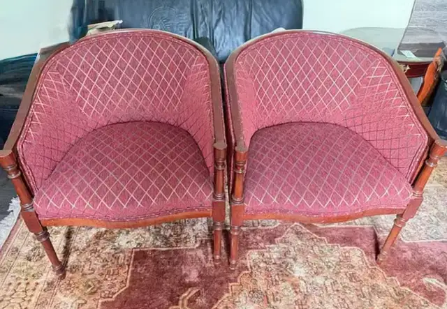 4 Arm Chairs in Chairs & Recliners in Markham / York Region - Image 3