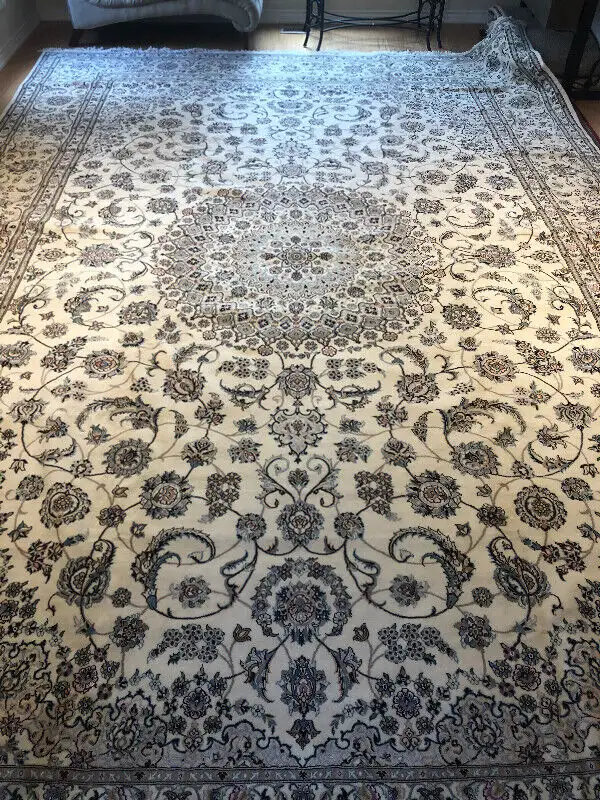 Persian Naeen fine handmade rug ( Iran) in Rugs, Carpets & Runners in Markham / York Region - Image 2