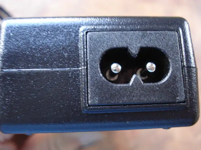 Toshiba Satellite 4030CDS AC Adapter PA3469U-1ACA, AC15V75D in Laptop Accessories in Granby - Image 11