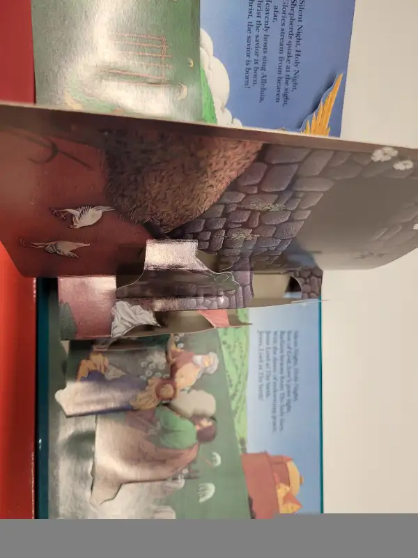 Christmas pop-ups books /treasury collection in Children & Young Adult in City of Toronto - Image 6