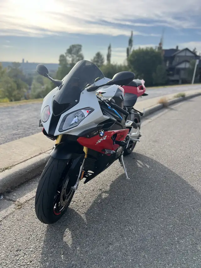 BMW S1000RR in Sport Bikes in Calgary - Image 5