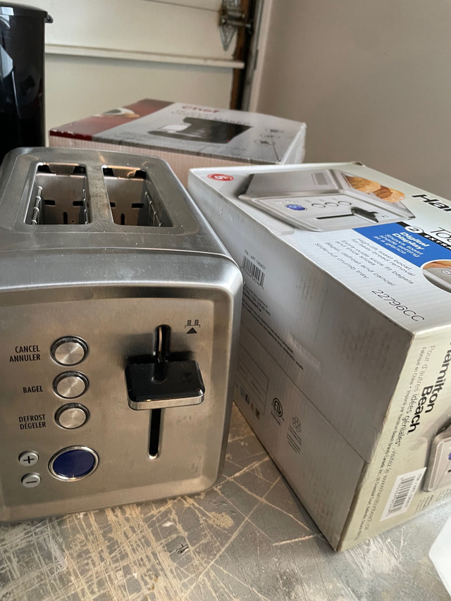 Toaster  in Toasters & Toaster Ovens in Edmonton