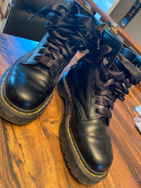 Doc Martens | Buy or Sell Women's Shoes Locally in Ontario | Kijiji  Classifieds