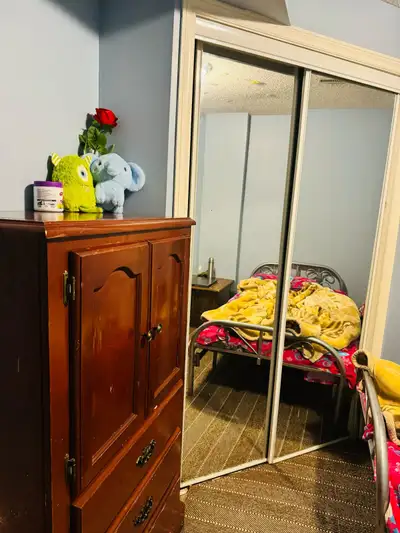 ROOM FOR RENT FOR FEMALE