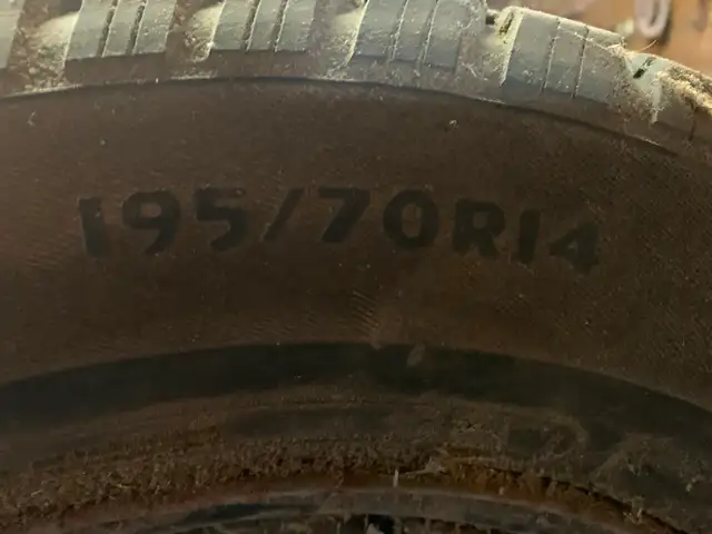 arctic claw winter tires 195 /70r 14 in Tires & Rims in Ottawa - Image 3