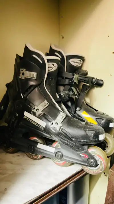 Man Rollerblade (size 10), View more