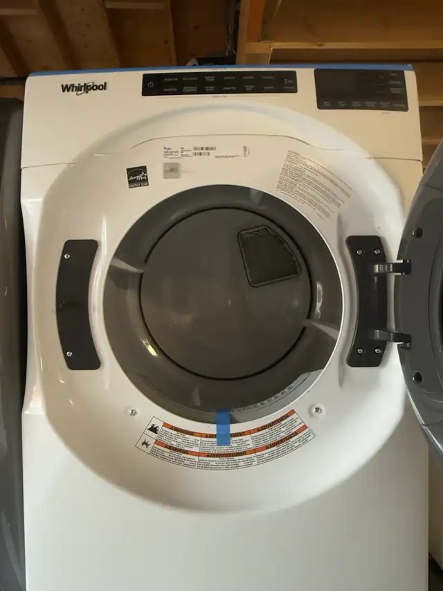 27” WHIRLPOOL WASHER & DRYER ELECTRIC FRONT LOAD STACKABLE  in Washers & Dryers in City of Toronto - Image 7