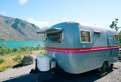 1978 17' Boler travel trailer - Approx. 3,000 lbs (exact weight unknown) - Fridge, 3 burner stove, a...