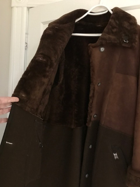 EPSILON manteau d'hiver pour femme en agneau et laine, L / XL. dans Femmes - Hauts et vêtements d'extérieur  à Ouest de l’Île - Image 3