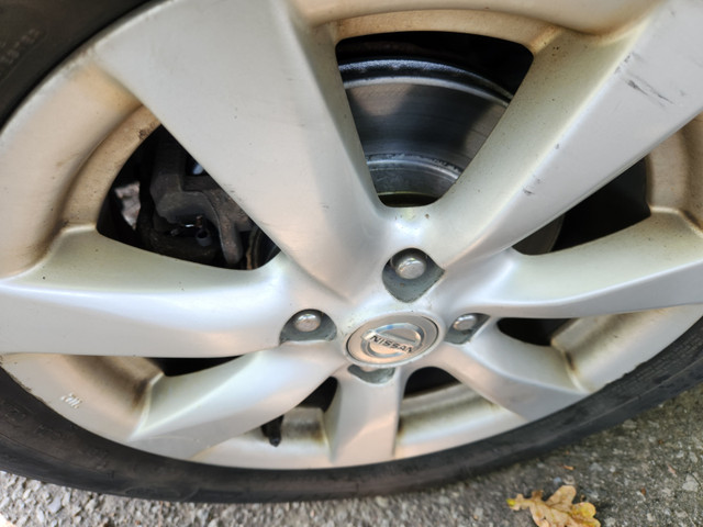 2012 Nissan Versa in Cars & Trucks in Mississauga / Peel Region - Image 2