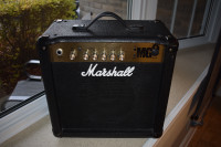 Amplificateur combo pour guitare Marshall MG15 Guitar Combo Amp.