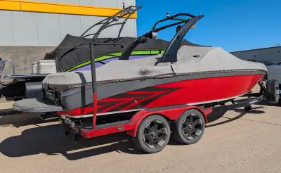 Affordable wakeboard boat price especially when comparing to a new wakeboard boat. Excellent shape -...