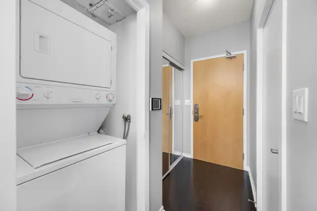 Maple Leaf Condos Toronto $498,99963436971243779124