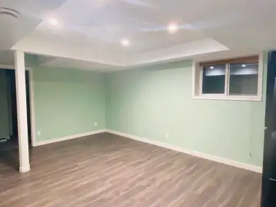 Sherwood NW legal basement rent available August. 1 minute to Bus Stop.