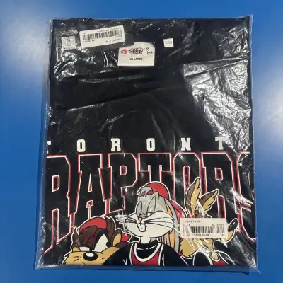 OVO x Looney Tunes x Raptors 3-On-3 T-Shirt Black XXL, View more