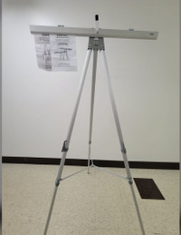 Staples Easel Stand