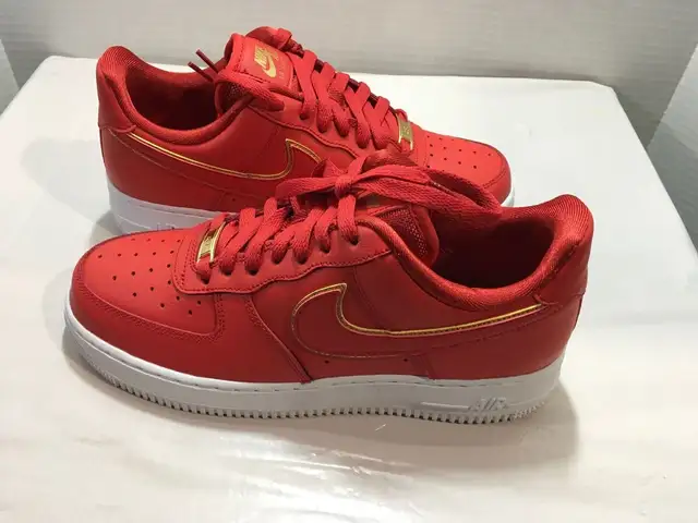 Women's Nike Air Force 1 '07 University Red Gold Size 7.562863268499586121
