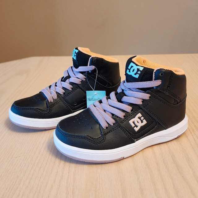 DC Hi-top sneakers girl's size 11 in Kids & Youth in Prince George - Image 2