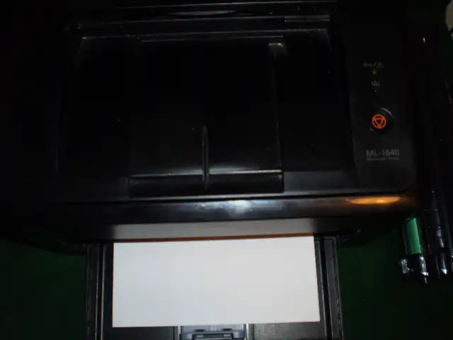 Samsung ML-1640 Monochrome Laser Printer w EXTRA Toner in Printers, Scanners & Fax in City of Toronto - Image 4