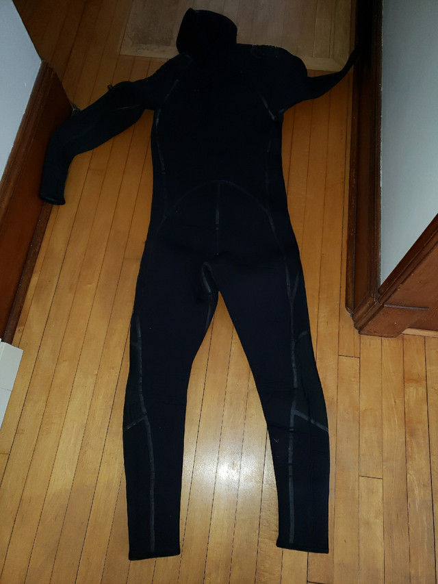 Aqualung sol fx wetsuit size large long in Water Sports in Saint John - Image 2