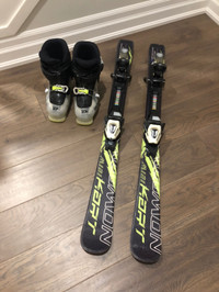 Kids Salomon skis and Dalbello 262mm boots