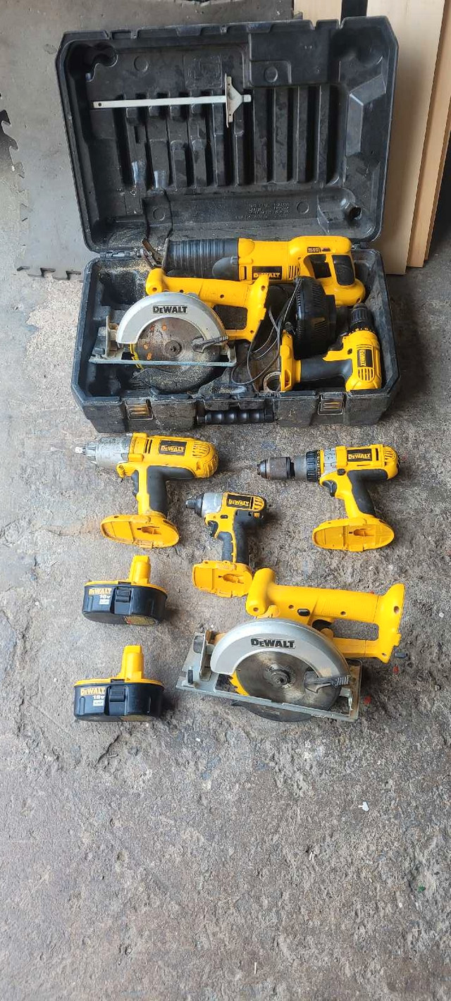 Dewaldt 18V Tools in Power Tools in St. Catharines