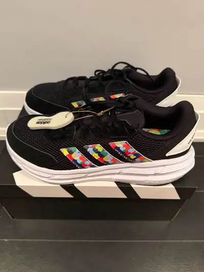 Rare FIFA Adidas Astrastar 2026 Shoes Brand New, View more