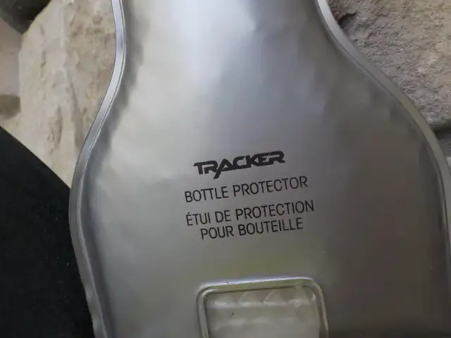 Tracker Bottle protector (when traveling)63006660942595121