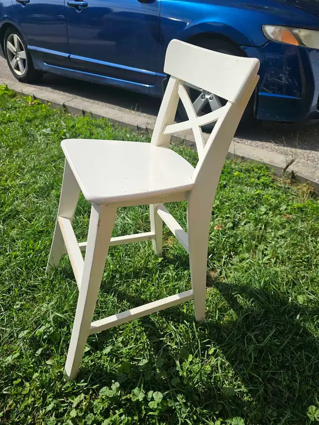 IKEA INGOLF Junior Chair white  in Feeding & High Chairs in City of Toronto - Image 7