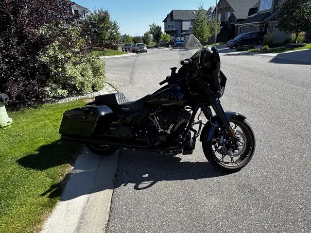 Beautiful 2022 Harley Davidson Street Glide ST in Street, Cruisers & Choppers in Penticton - Image 2