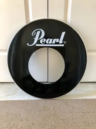 Want to trade 22” Pearl bass head