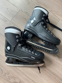 Oxelo Ice Skates - size 9.5
