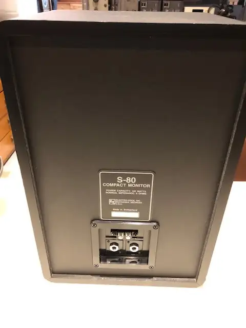 One of speakers ElectroVoice Jamo Behringer for center in Speakers in Markham / York Region - Image 6