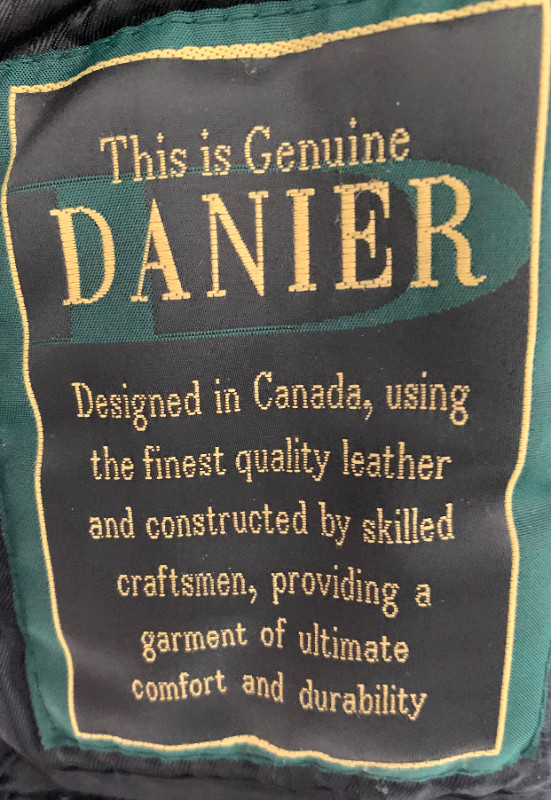 Manteau en cuir mi-long pour homme de marque Danier dans Hommes  à Laval/Rive Nord - Image 2
