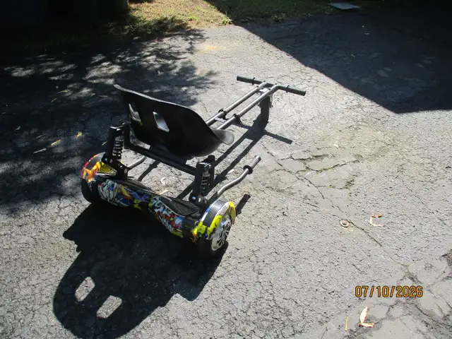Hoverkart534824405770577921